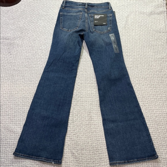 NWT’s Silver Most Wanted Mid Rise Flare Boot Cut Jeans Indigo Size 27x33 - Picture 4 of 16